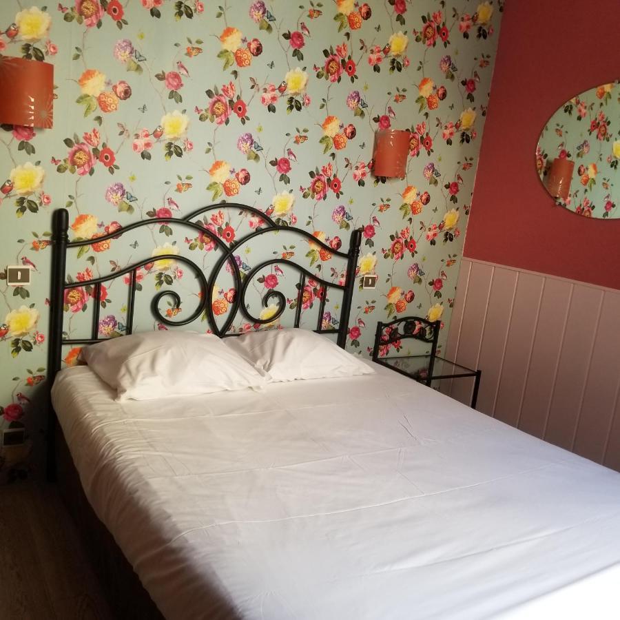 Logis Hotel Du Terreau Manosque Exterior photo